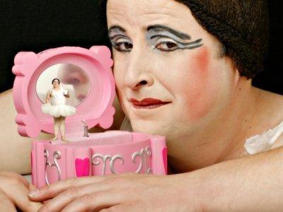 Stage show performer for hire. Our stage show performers can be hired worldwide.