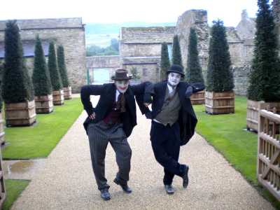 Modern and contemporary Mime artist for hire London and the UK.