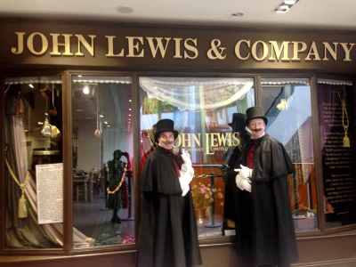Dickensian themed mime artist for hire