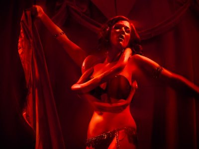 Snake Performer