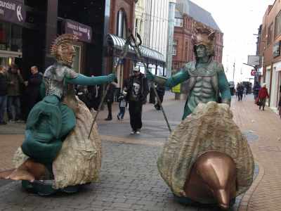 Sea themed event entertainers for hire in London and the UK. They are perfect for sea, ocean, nautical and maritime themed events.