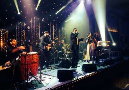 Book live Indian band for your corporate event in London & the UK.