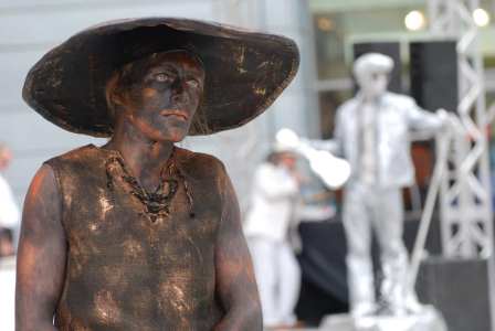 Living Statues for hire