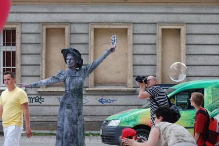 Realistic stone statues for hire