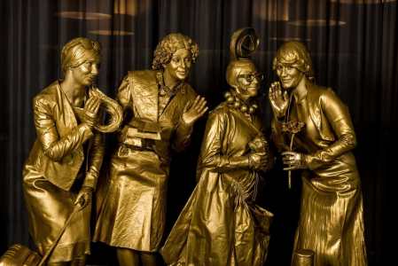 Living statues available for hire