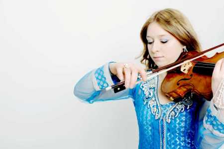 Amy the Violinist 5
