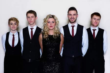 Live music entertainment for weddings, parties and private functions in the UK.