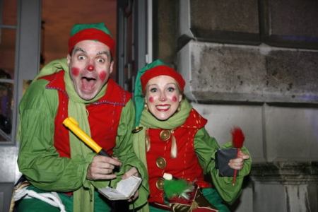 Christmas Elf Mime Artists 5