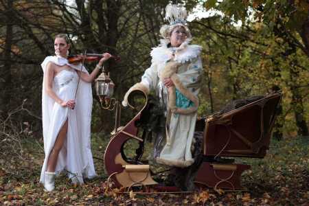 Musical Snow Queen Chariot 1