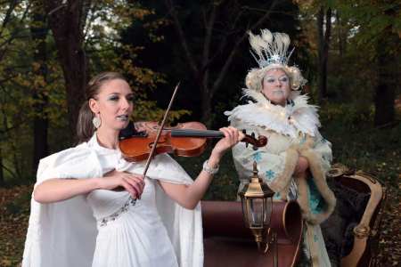 Musical Snow Queen Chariot 2