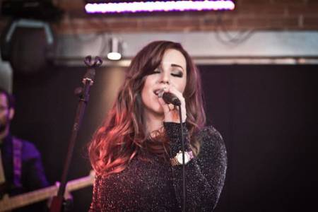 Hire our live function party band, The Vibe City for your private party in London & the UK.
