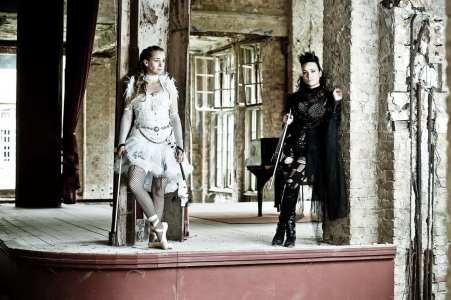 Hire Violin Stage Show, available internationally