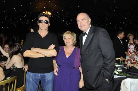 Simon Cowell Lookalike for hire. Book our celebrity lookalike for weddings in London & the UK.