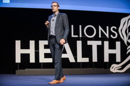Book Shawn DuBravac as a leading technology speaker