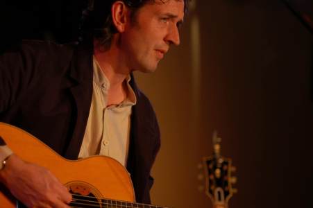 Irish folk band available to hire