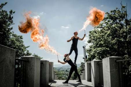 Extreme acrobat performers available for hire