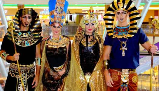 Ancient Egyptian Kings & Queens for hire. Book our roaming historical characters for festivals in the UK & London.