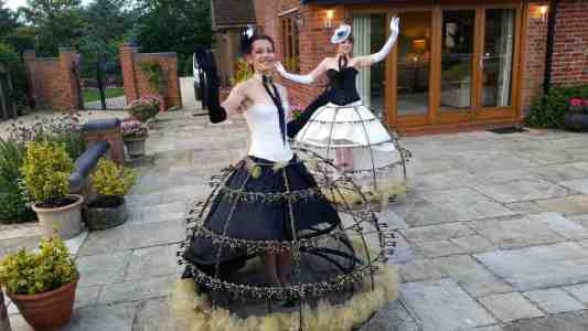 The Chic Champagne Tables for hire. Book our roaming champagne tables for gala dinners in the UK & London.