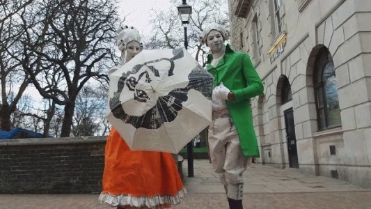 Fantastic historical living statues