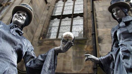 Silver Lady Human Statue 9
