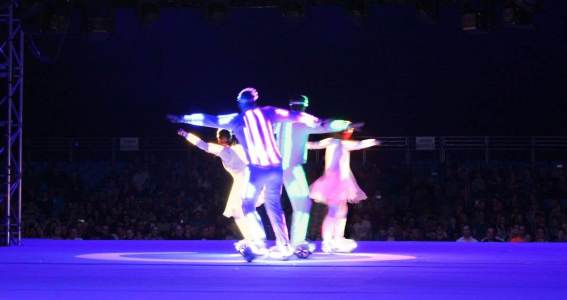 Hire our technology dancers for award ceremonies in Germany & the UK.