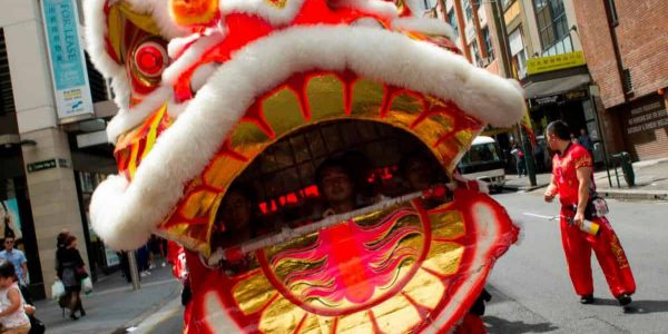Giant-Chinese-Lion-Performer