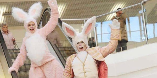 Noble-Bunny-Easter-Stilt-Walkers