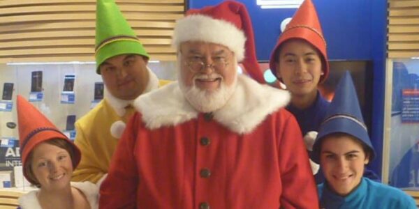 Santa-Claus-Hire-With-Christmas-Elves