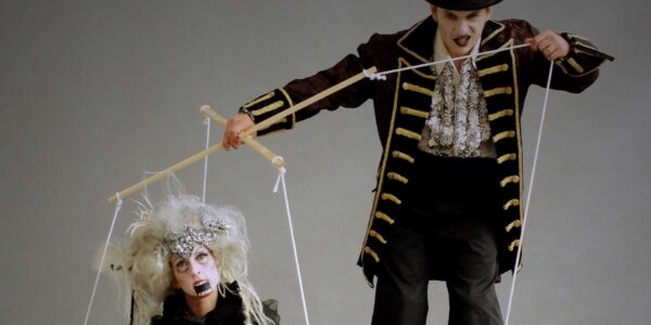 Spooky-Puppeteer-and-Puppet-Spooky-Halloween-Events
