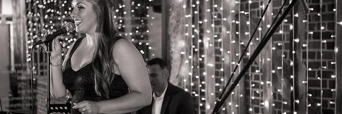 Bands for weddings and parties in the UK. Book HIGHBEAT for you wedding today. Bands for weddings and parties in the UK. Book HIGHBEAT for you wedding today.