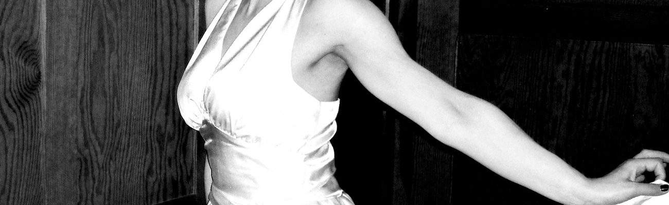 Marilyn Monroe walkabout act available for booking Marilyn Monroe walkabout act available for booking