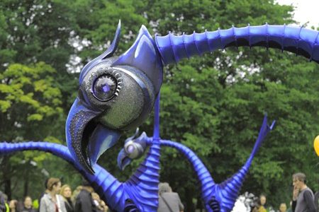 Alien-Birds-Close-Up