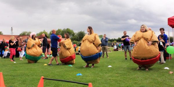 Amazon-Family-Fun-Day-Team-Building-Activities