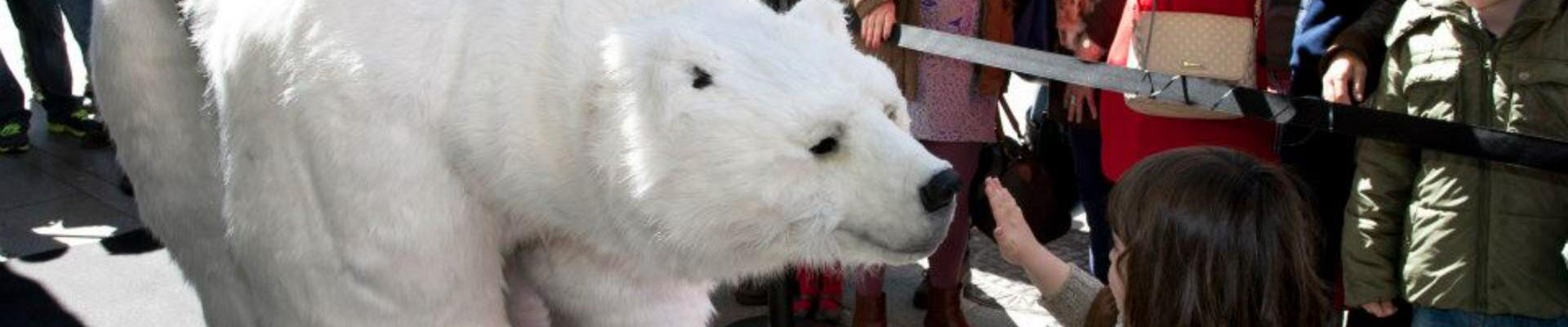 Animatronic-Polar-Bear