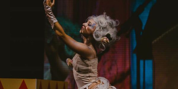Bespoke-Circus-Performers-For-Hire