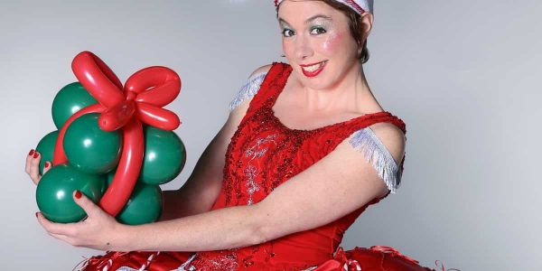 Candy-Cane-Balloon-Modelling-Elf