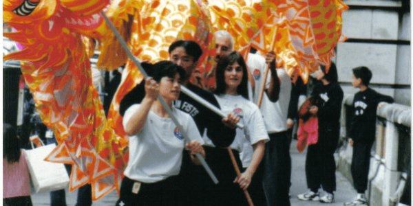 Chinese-Dancing-Dragon-Parade