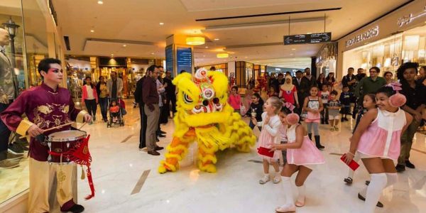 Chinese-Lion-Dancers-Shopping-Centre-Event