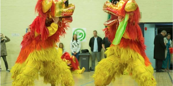 Chinese-Lion-Dancers-Spirits
