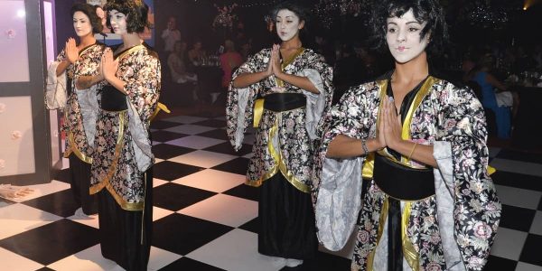 Chinese-New-Year-Geishas