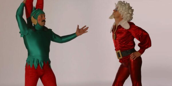 Christmas-Themed-Circus-Entertainers-For-Hire
