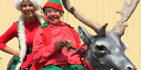 Christmas-Walkabout-Act-Reindeer