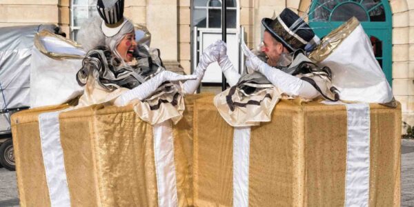 Christmas-Walkabout-Acts-For-Themed-Events