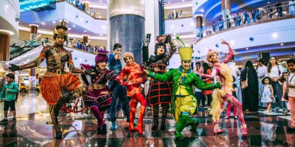 Circus-Entertainers-Pose-For-Photo