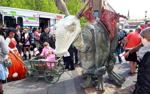 Dragon-Performer-St-Georges-Day