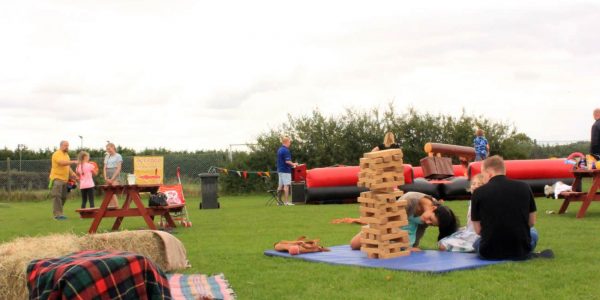 Family-Fun-Day-Event-Amazon