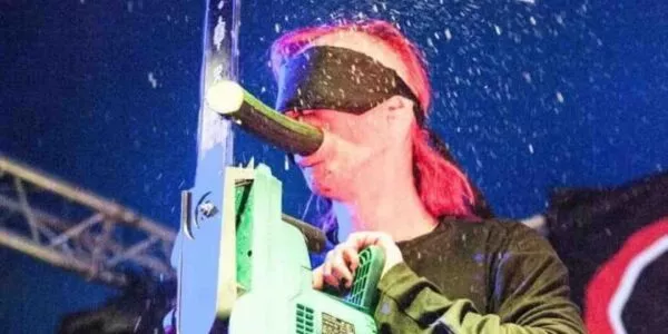 Freak-Performer-With-Chainsaw