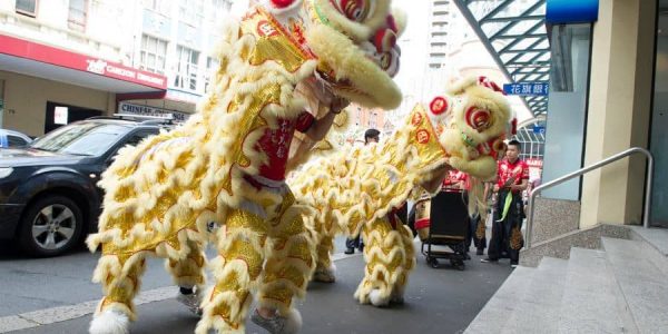 Golden-Chinese-Lion-Dancer-Duo