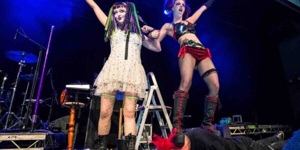 Halloween-Circus-Entertainers