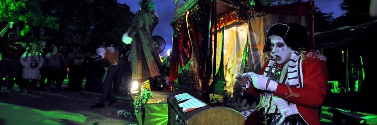 Lost-Souls-Street-Theatre-Show-Hire